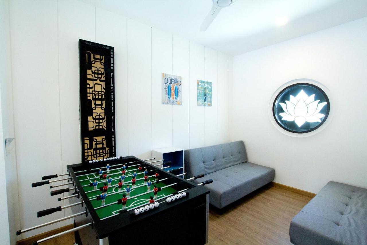Happy Family Villa Phuket Екстериор снимка